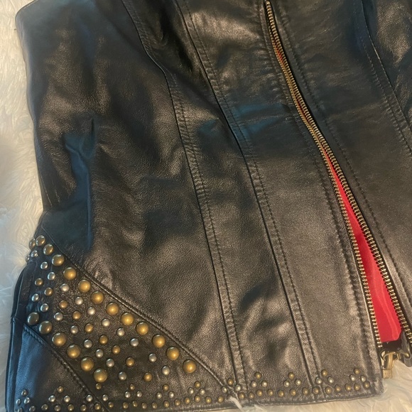 Harley-Davidson Vest embroidered and studded - Picture 13 of 17